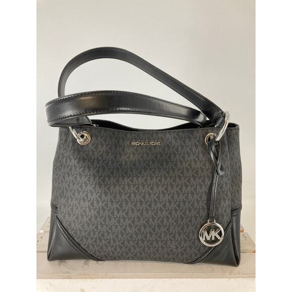 MICHAEL KORS, LARGE BLACK SIGNATURE LEATHER SHOULDER BAG - Picture 2 of 16